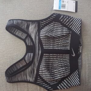 Nike FE/NOM Flyknit High-Support Non-Padded Sports Bra AJ4047 Sz M MSRP $80